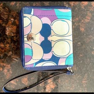 Coach bifold zip wallet